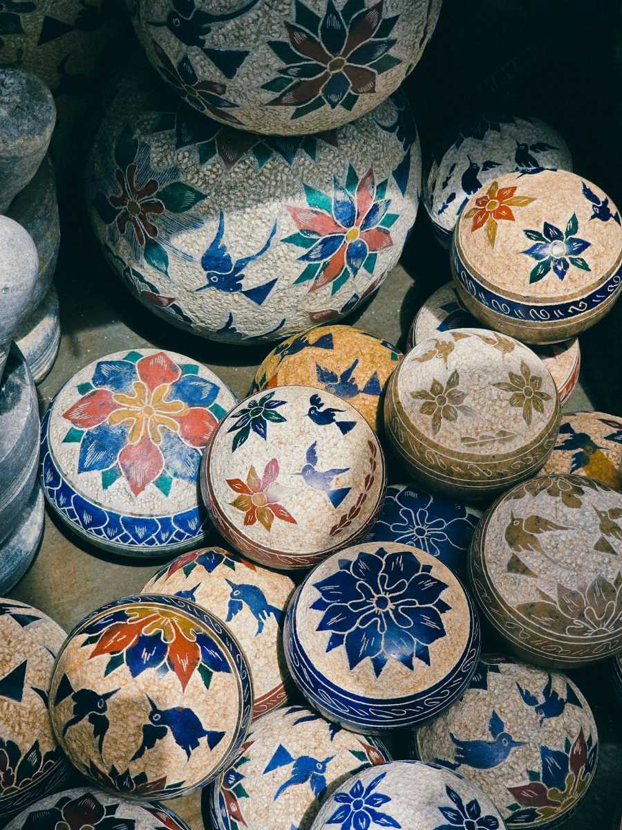 ceramic souvenirs sold in Santorini